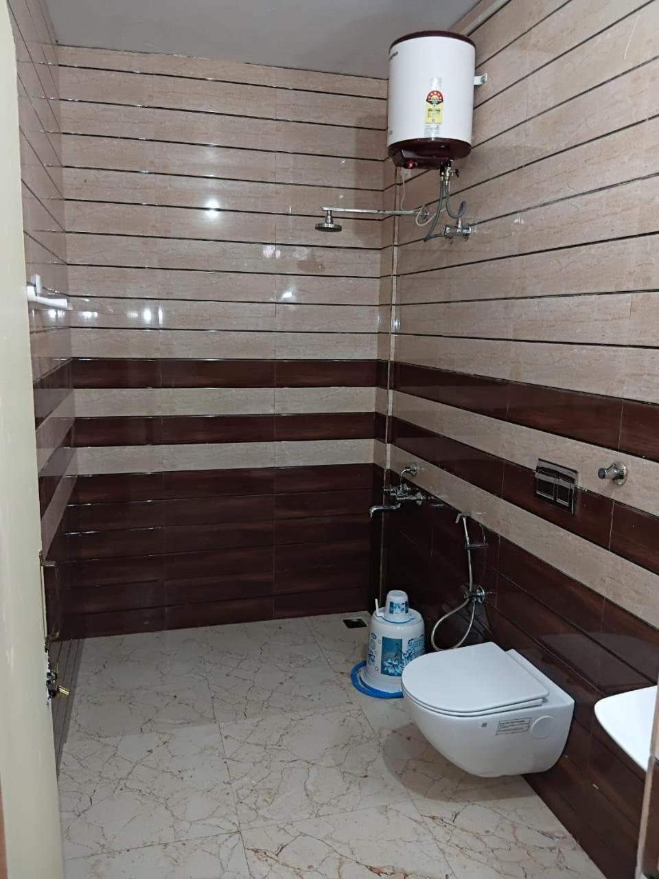 Grand Sangeetham Inn Tiruchchendūr Esterno foto