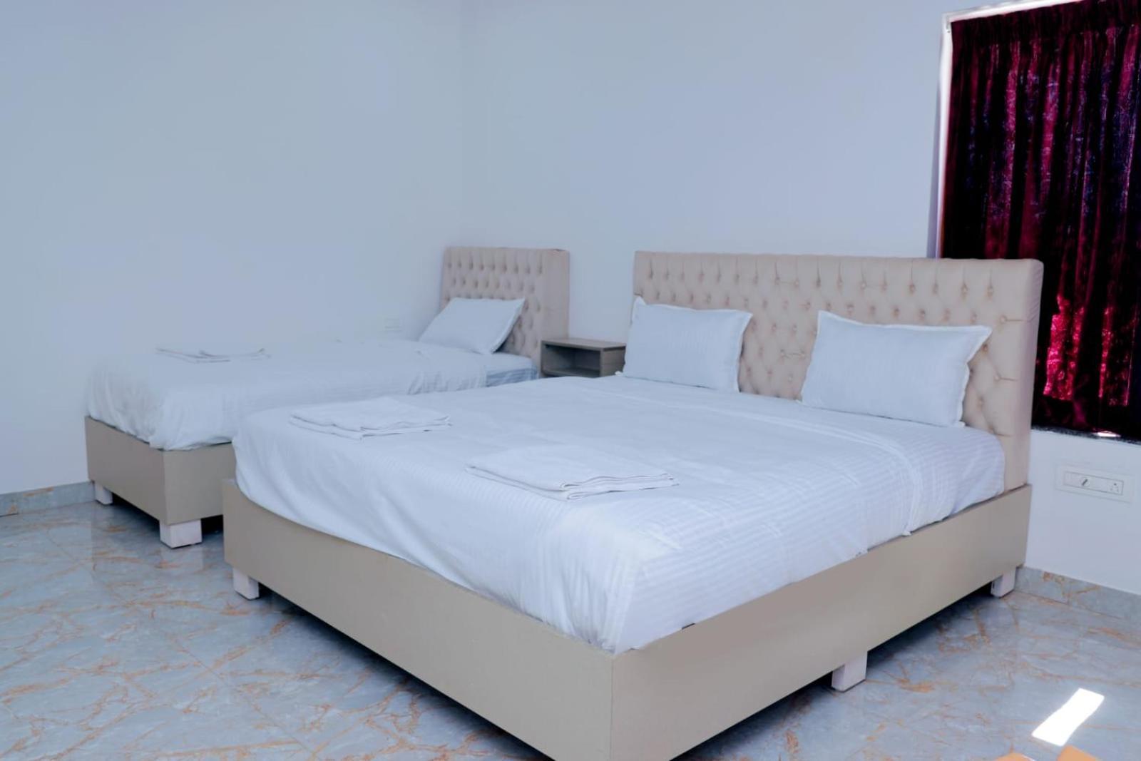 Grand Sangeetham Inn Tiruchchendūr Esterno foto