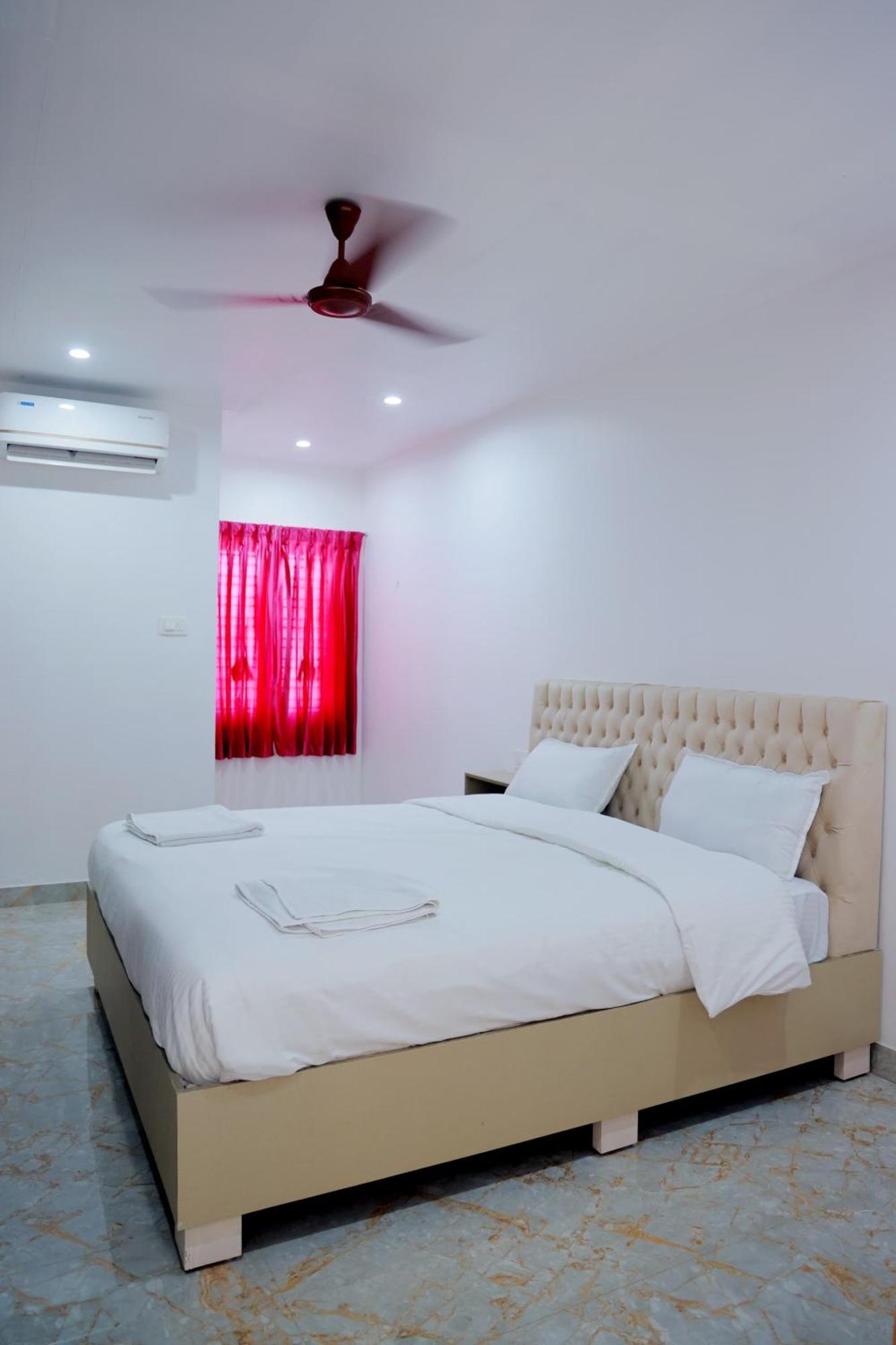 Grand Sangeetham Inn Tiruchchendūr Esterno foto
